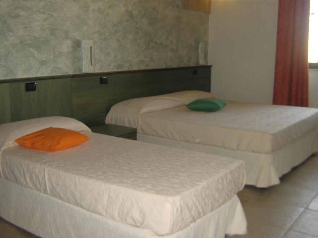 Villa Arneide Bed And Breakfast Торе Лапило Стая снимка